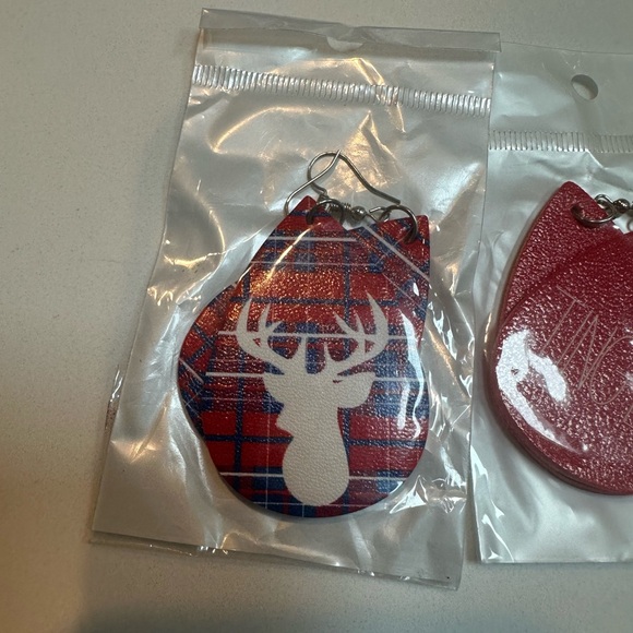 3 pairs of Holiday Christmas Earrings NWT - Picture 4 of 4